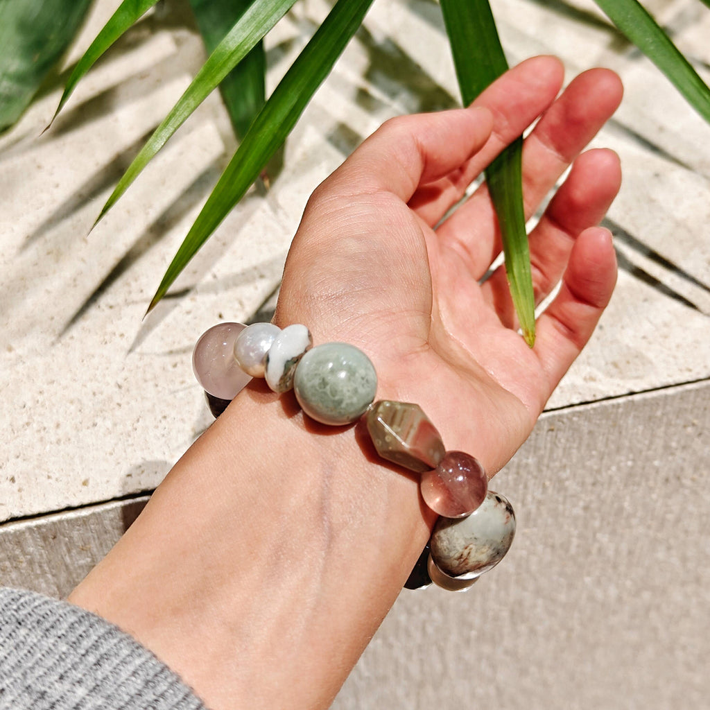 Monet-Inspired Gemstone Bracelet – Handmade Natural Crystal & Pearl Jewelry | Soft Aesthetic Meaningful Gift