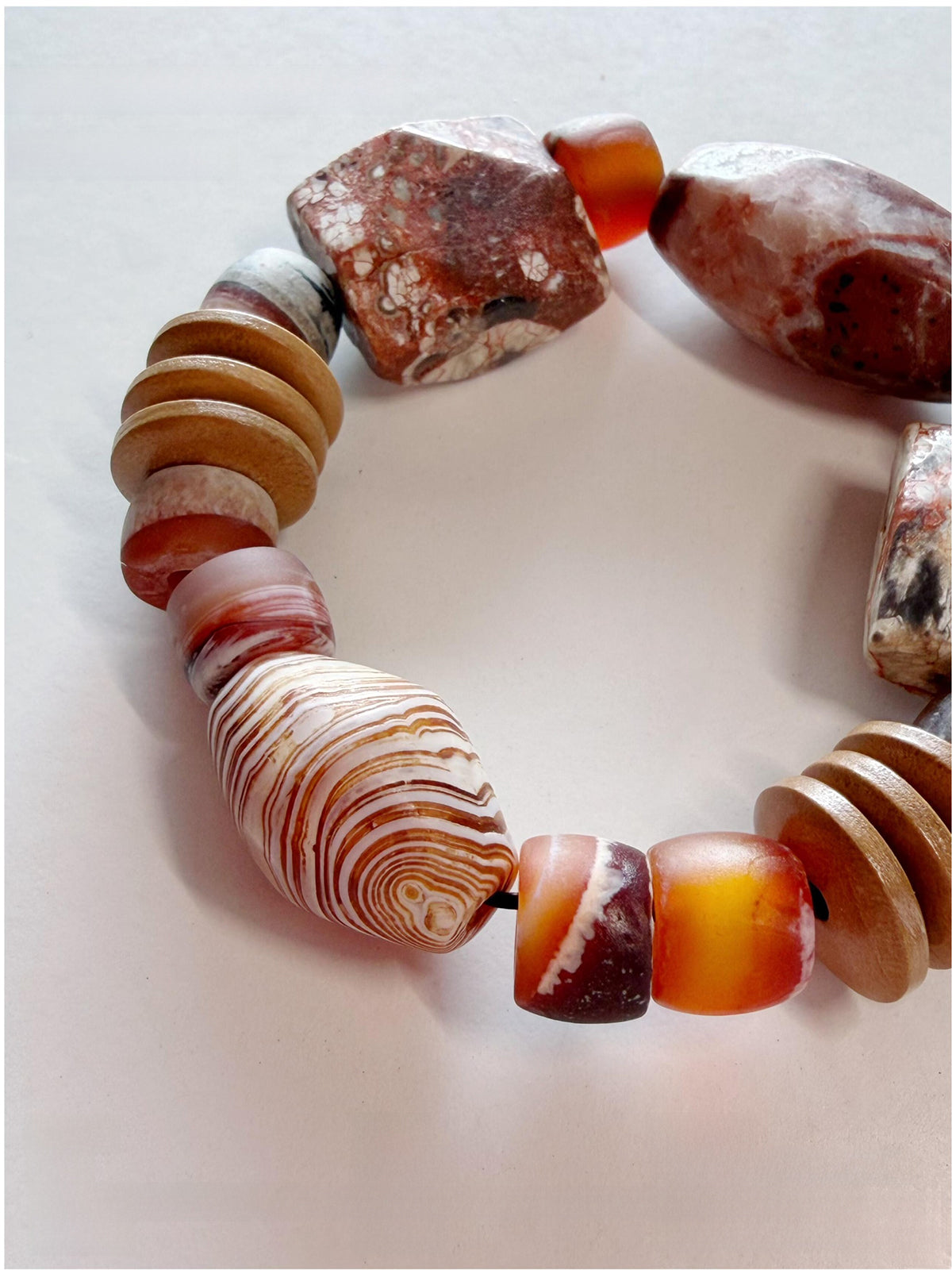 Ancient Earth Agate Bracelet – Handmade Vintage Natural Stone Jewelry Inspired by Egyptian Desert Tones